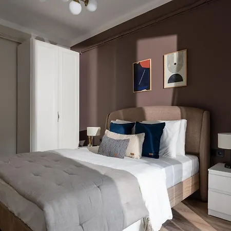 Apartment Renovated Flat Near Tram Ac Istanbul