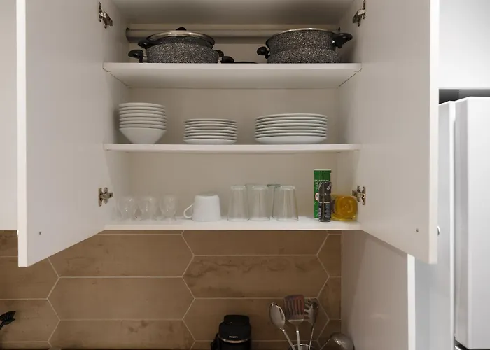 Renovated Flat Near Tram Ac Appartement *